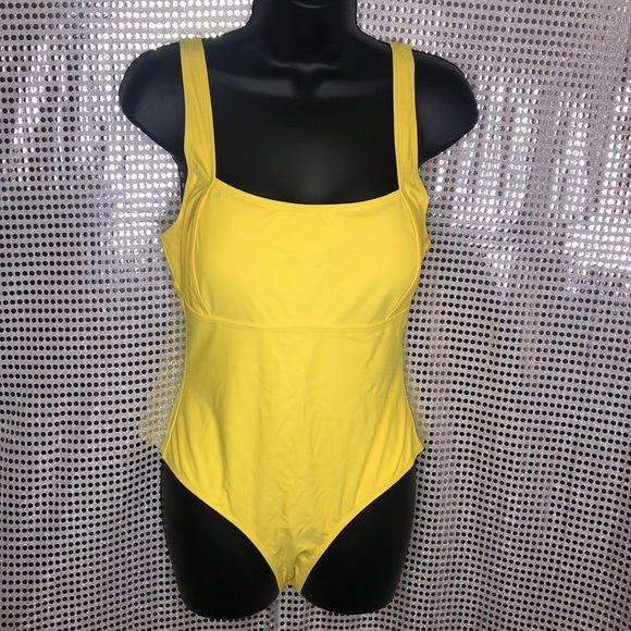 Other - (NWT) 💛 YELLOW 💛 Adult 💛 Swimsuit 💛 L 💛